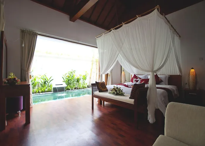 Bougainville Villa *