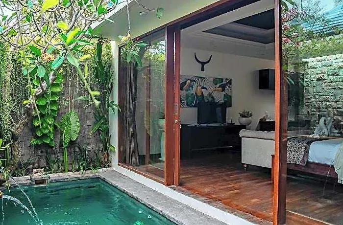 Bougainville * Seminyak